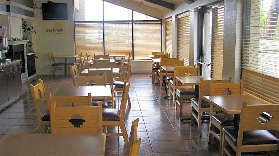Extended Suites Tempa
