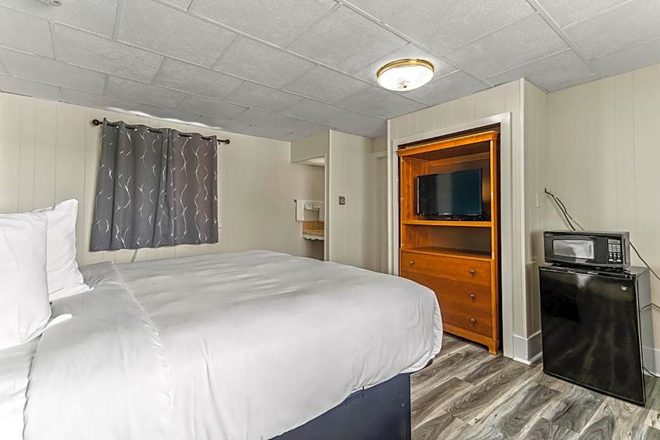 The Crest - Hampton Beach