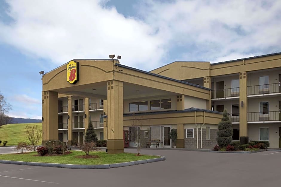 Super 8 by Wyndham Kingsport