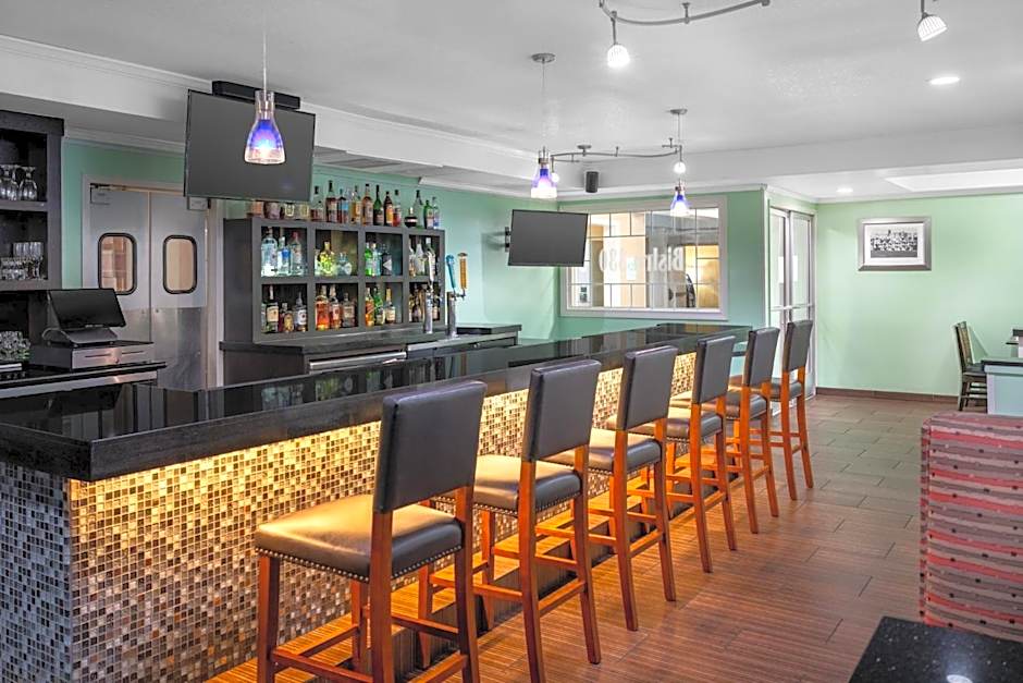 Holiday Inn & Suites San Mateo - SFO By IHG