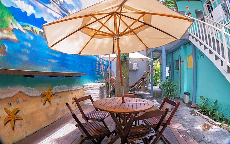 Mango Tree Ipanema Hostel