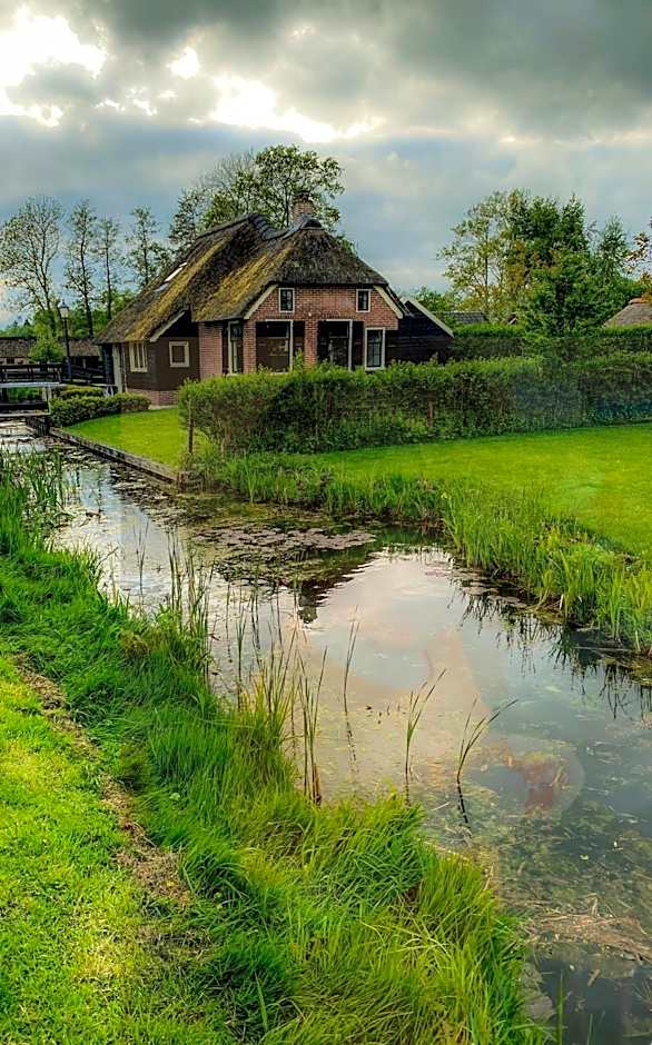 De Dames Van De Jonge Hotel Restaurant