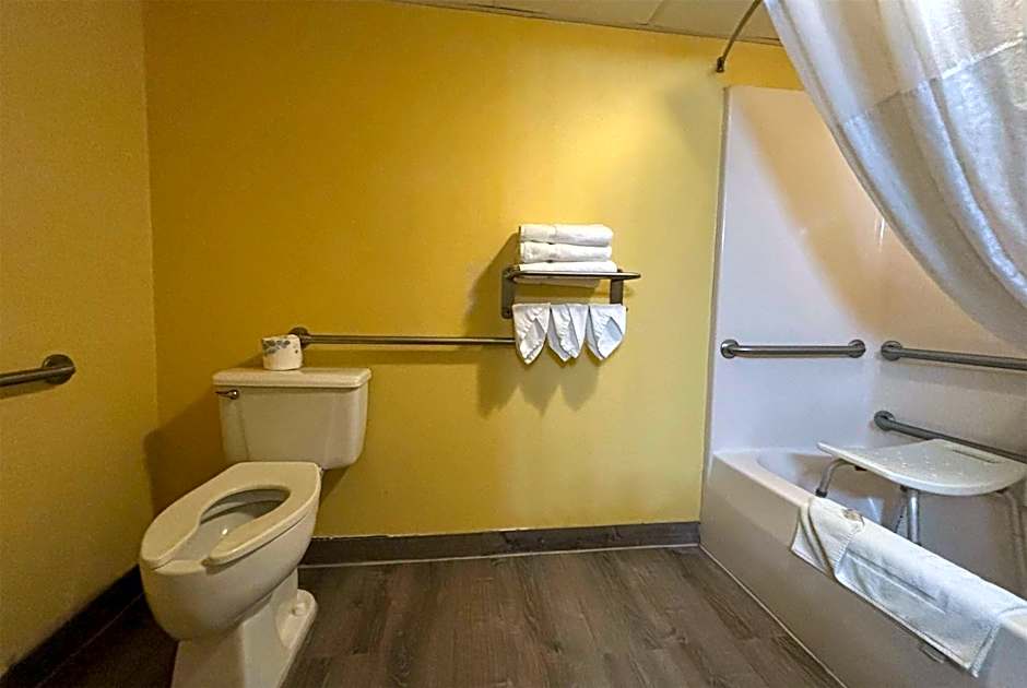 Super 8 by Wyndham Jacksonville