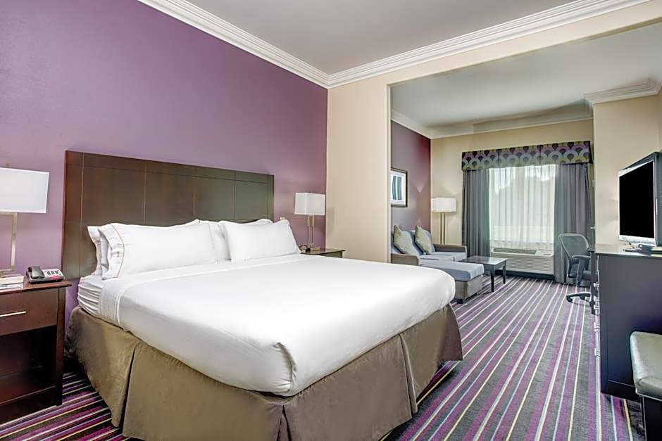 Holiday Inn Express & Suites Raceland - Highway 90 By IHG