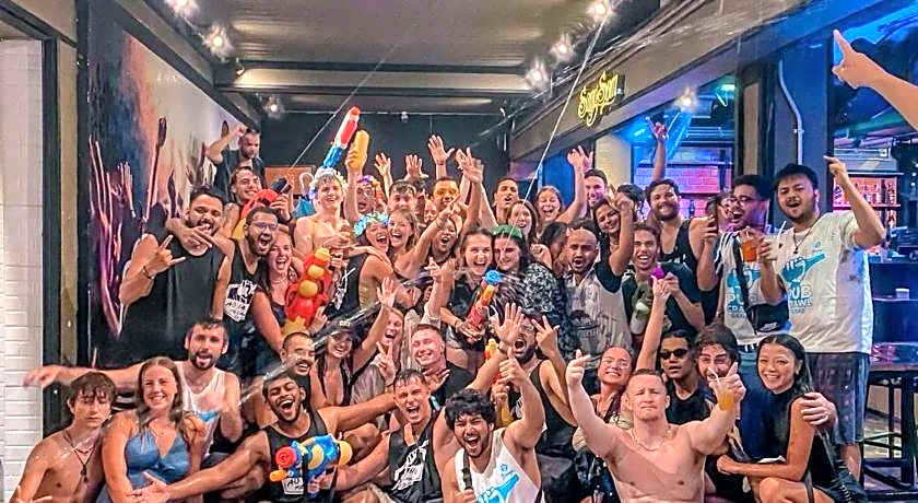 Balcony Party Hostel Ao Nang Beachfront Adult Only