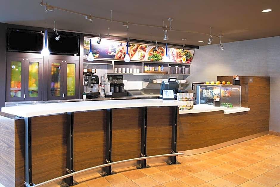 Courtyard by Marriott Newark Silicon Valley