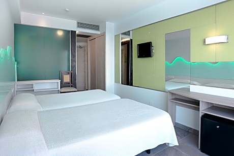 Twin Room with Sea View