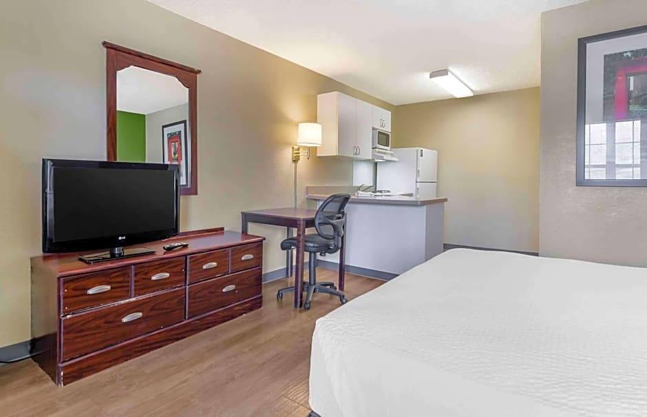 Extended Stay America Select Suites - Roanoke - Airport