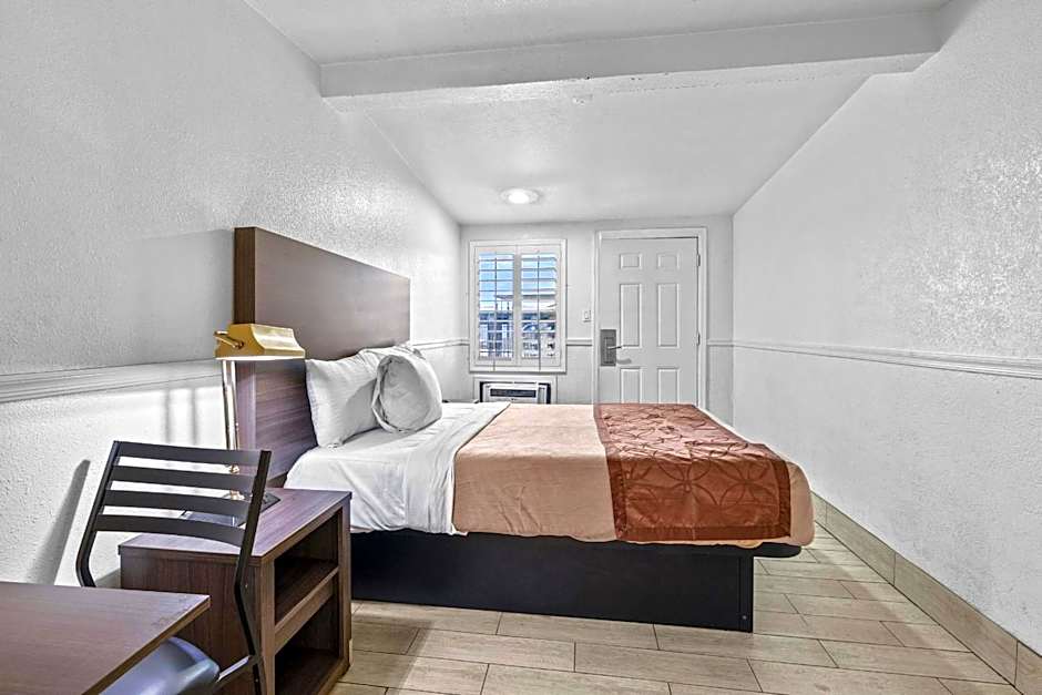 American Executive Inn Mesa