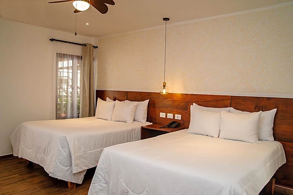 Hotel Las Camelias Inn by AHS