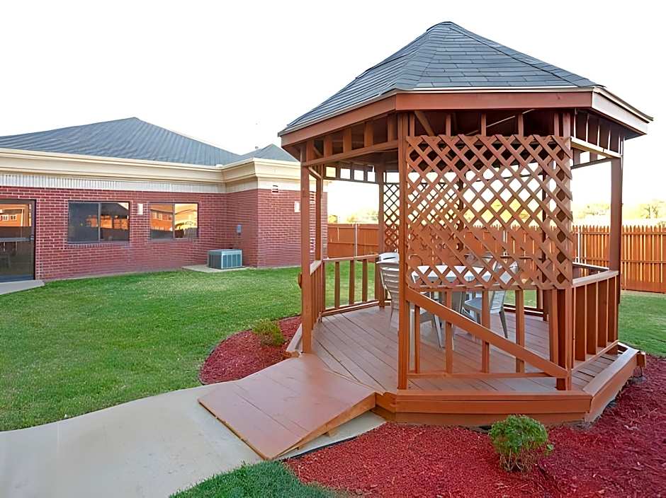 Country Inn & Suites by Radisson, Lubbock, TX