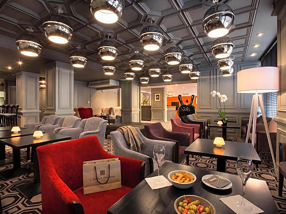 Hotel le Cinq Hyper - Centre