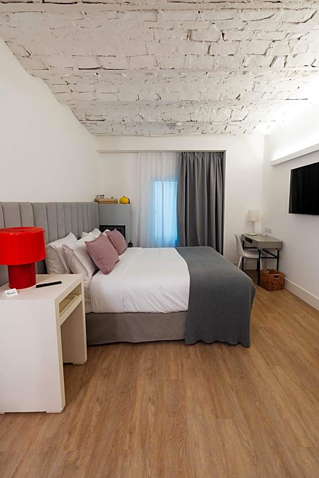 Vain Boutique Hotel
