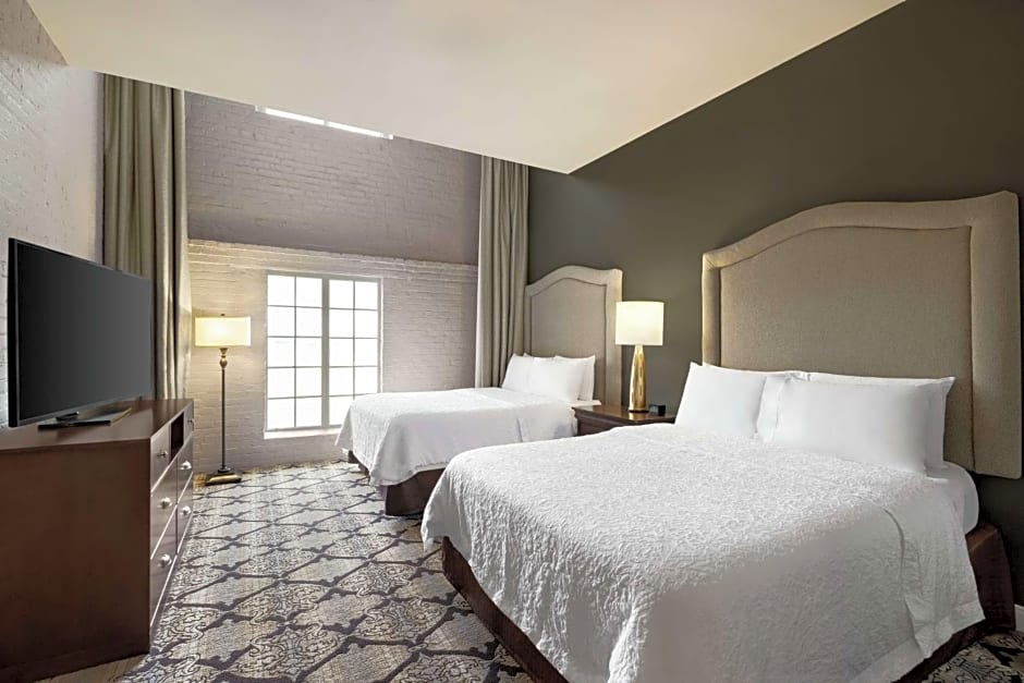 Hampton Inn By Hilton & Suites New Orleans-Convention Center