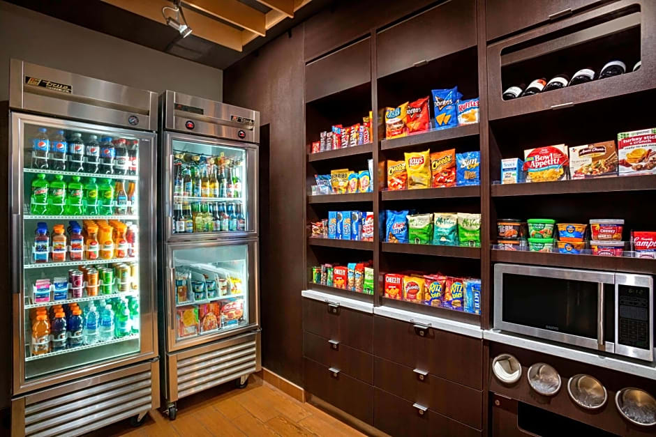 Courtyard by Marriott Champaign