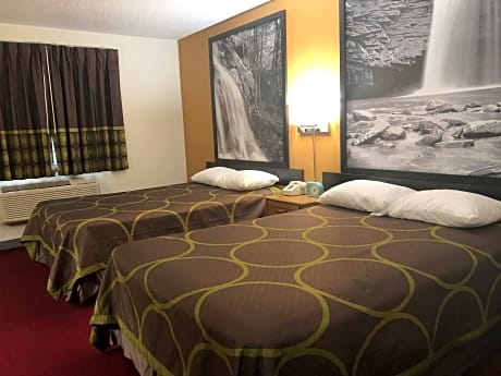 Deluxe Double Room with Two Double Beds - Non-Smoking