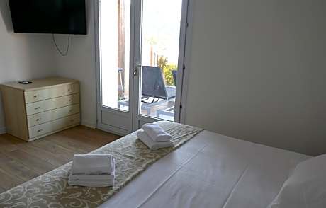 Two-Bedroom Apartment with Sea View