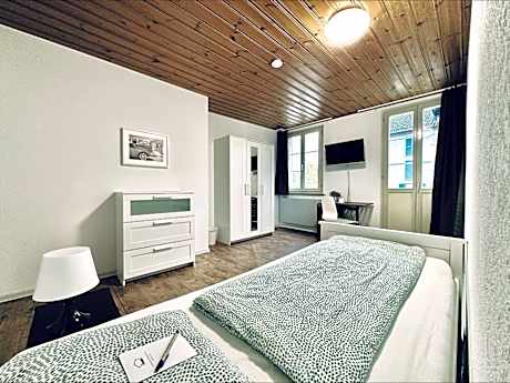 Monteurzimmer - Worker's accommodation - ZIMMERzuVERMIETEN in Biberist