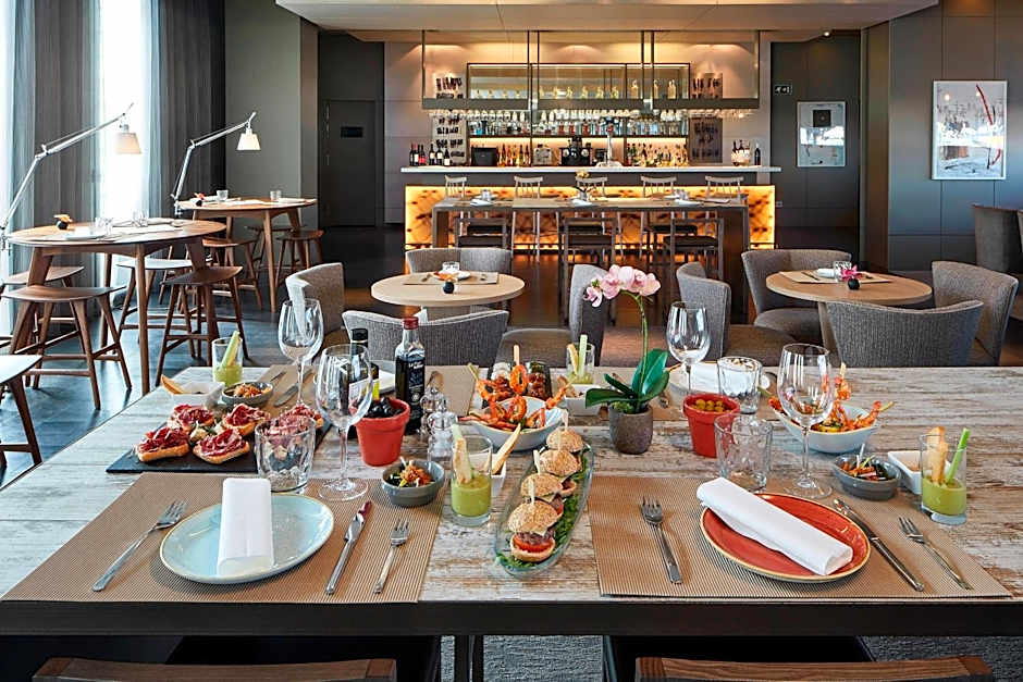 AC Hotel by Marriott Sants