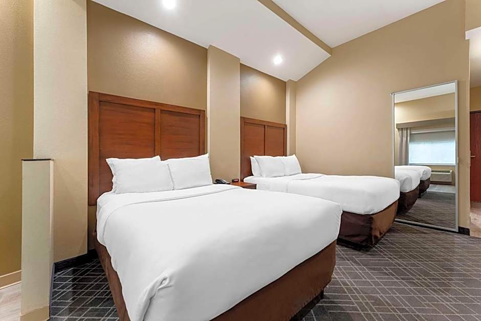 Comfort Suites Monaca