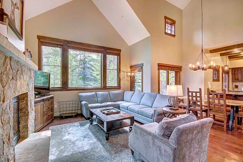 Mountain Thunder Lodge
