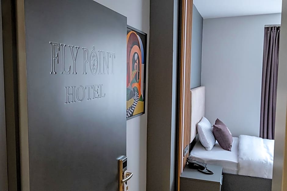 FLY POINT AIRPORT HOTEL