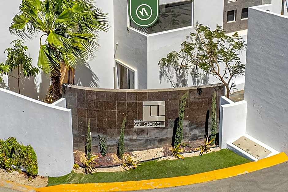 Brand New 3 BR Penthouse - Oceanview Rooftop Pool