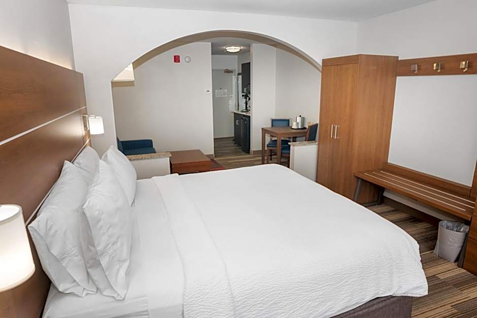 Holiday Inn Express and Suites - Stroudsburg By IHG