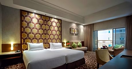 Sunway store putra hotel