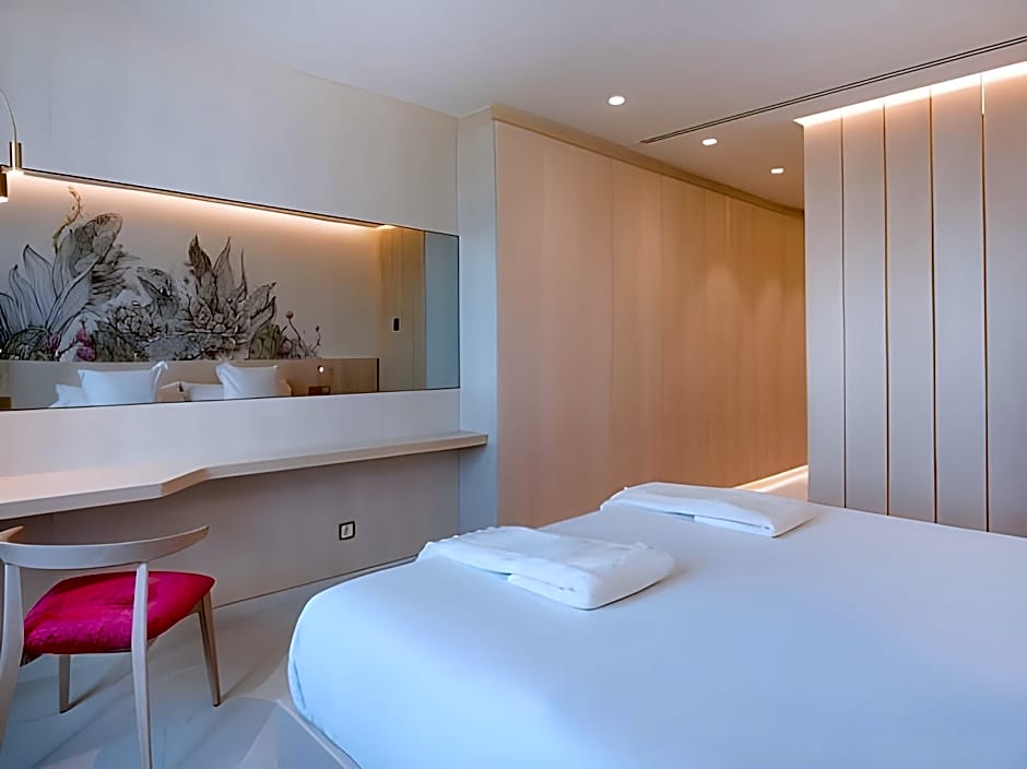 45 Times Barcelona Hotel