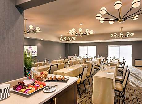 Crowne Plaza Providence Warwick Airport By IHG