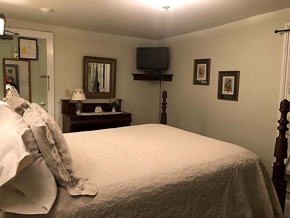 Alpine Haus Bed & Breakfast Inn