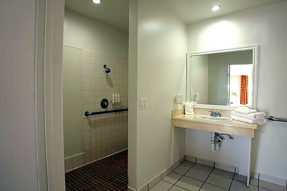 Days Inn by Wyndham Hemet