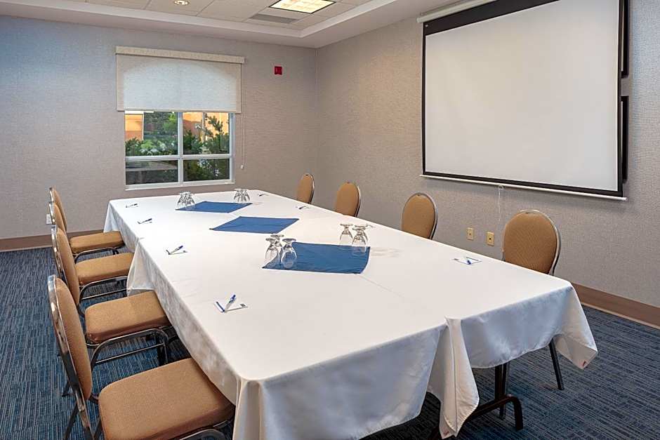 Holiday Inn Express Belleville By IHG