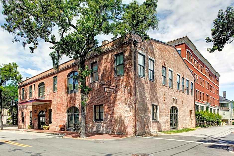 Staybridge Suites Savannah Historic District By IHG