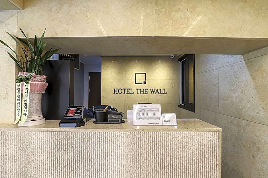 Jecheon The Wall Hotel