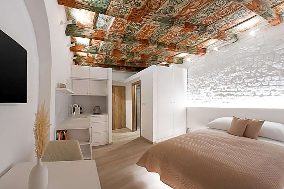 White Wolf Boutique Apartments