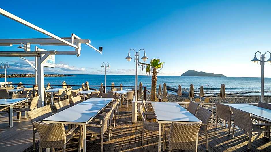 Marika Beach Hotel