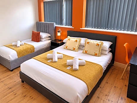 Double Room with Private Bathroom
