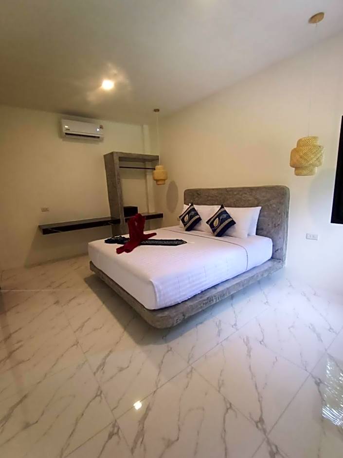 Lanta Buddy Resort , Long Beach