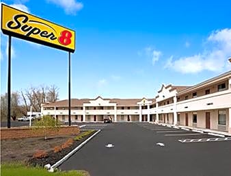 Super 8 by Wyndham Rahway/Newark