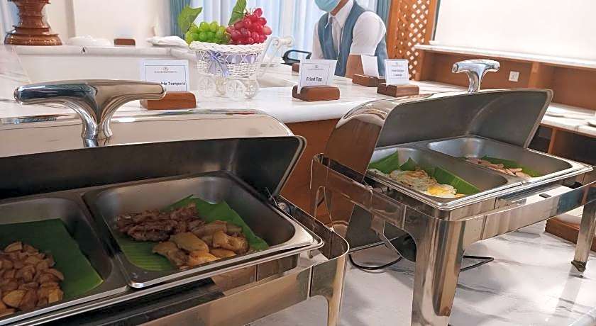 Dragon Phoenix Hotel