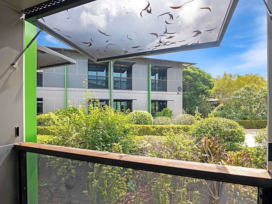 Ibis Darwin Airport Hotel