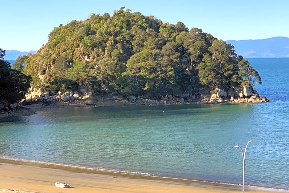 Kaiteriteri Retreat