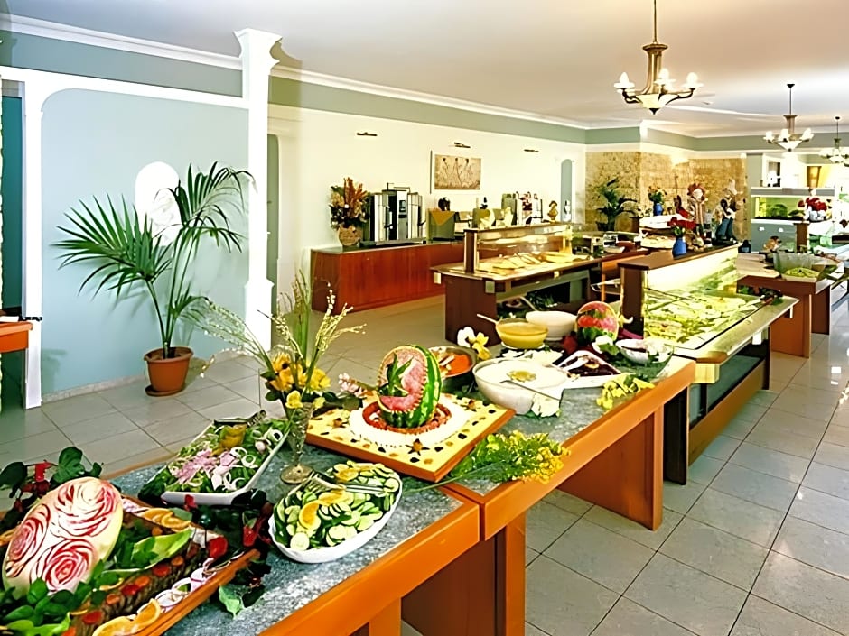 Gaia Royal Hotel