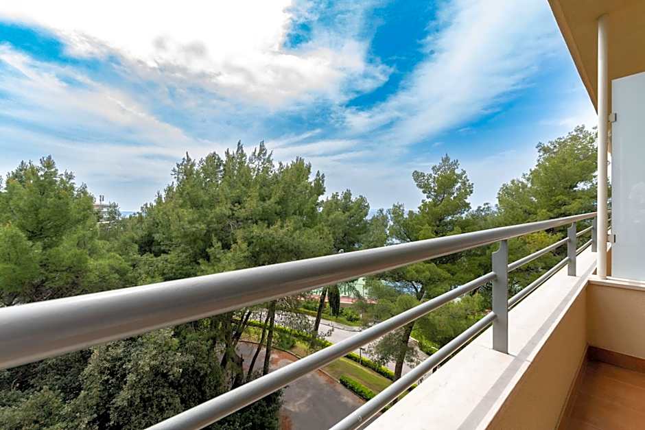 The Residence Aparthotel