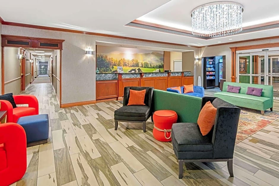 La Quinta Inn & Suites by Wyndham Oklahoma City - Moore