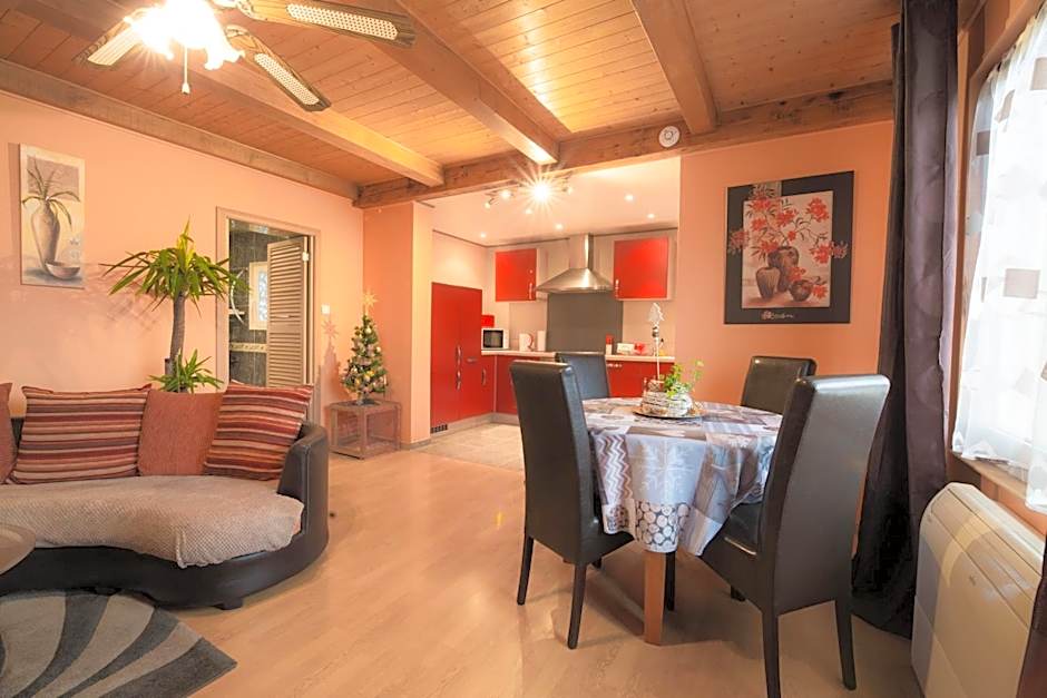 Chambres d'hôtes & Gîtes La Paysanne