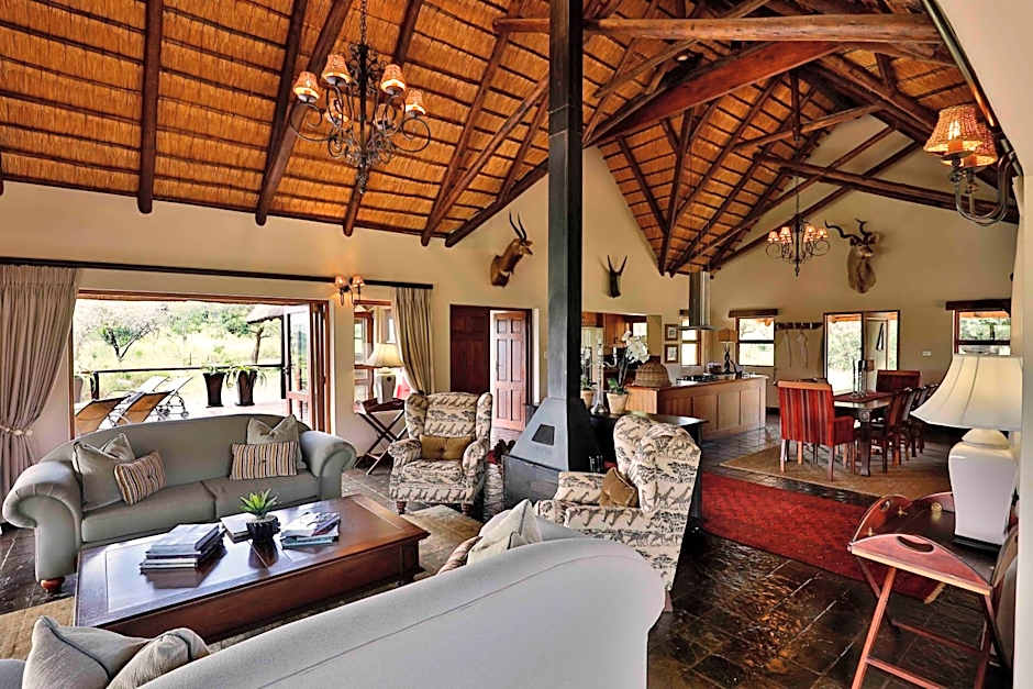 Amakhosi Safari Lodge