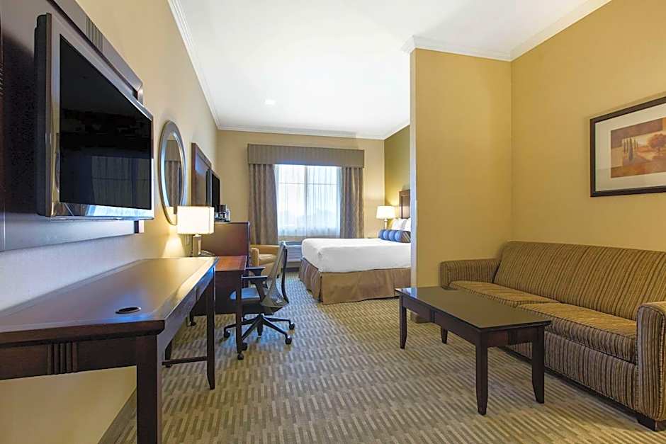 The Oaks Hotel & Suites